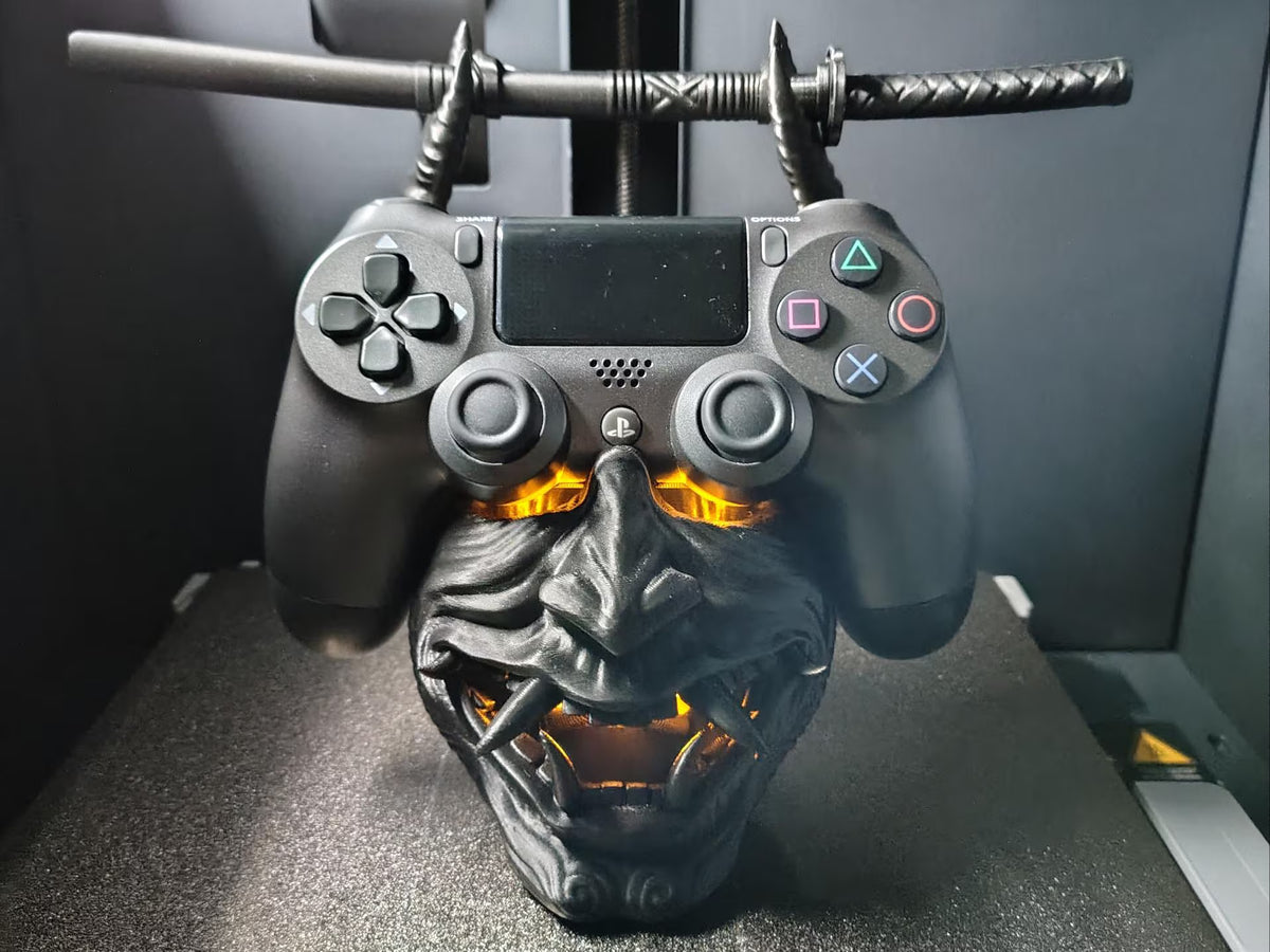 Light Up Samurai Oni Demon Mask Controller Stand | PS4, PS5, Xbox, Steam & Nintendo Controllers with Removable Sword