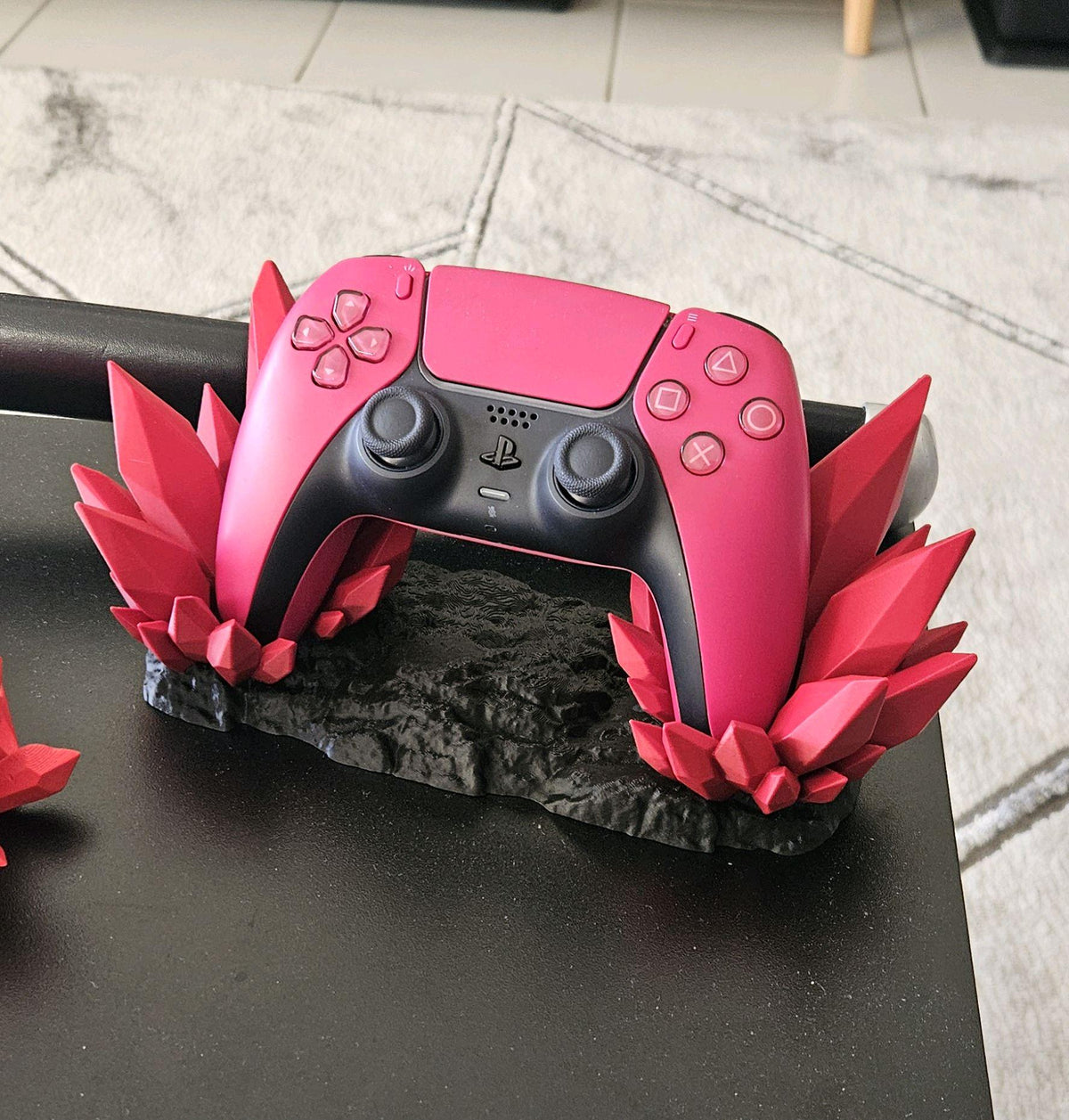 Crystal Gaming Controller Stand – PS5 & Xbox Controller Holder Dock | 3D Printed Desk Display (Multiple colours to choose from!)