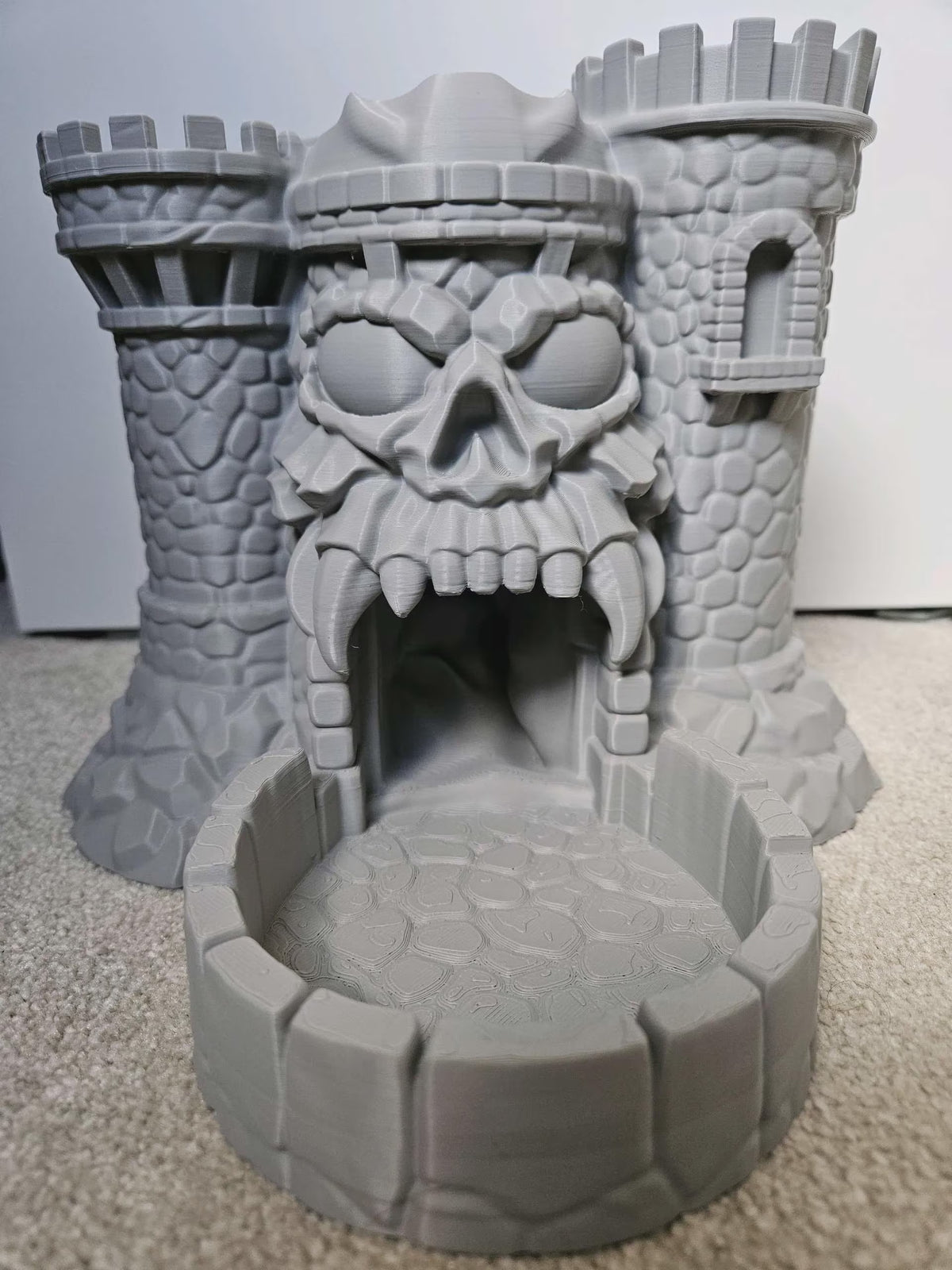 Skull Fortress Dice Tower - DnD Tabletop RPG Dice Roller