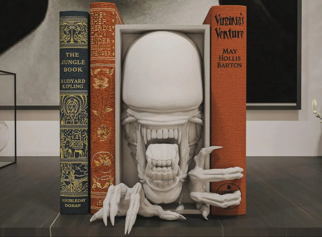 Alien Creature Book Nook - Sci-Fi Horror Bookshelf & Wall Display Insert + FREE Bookmark