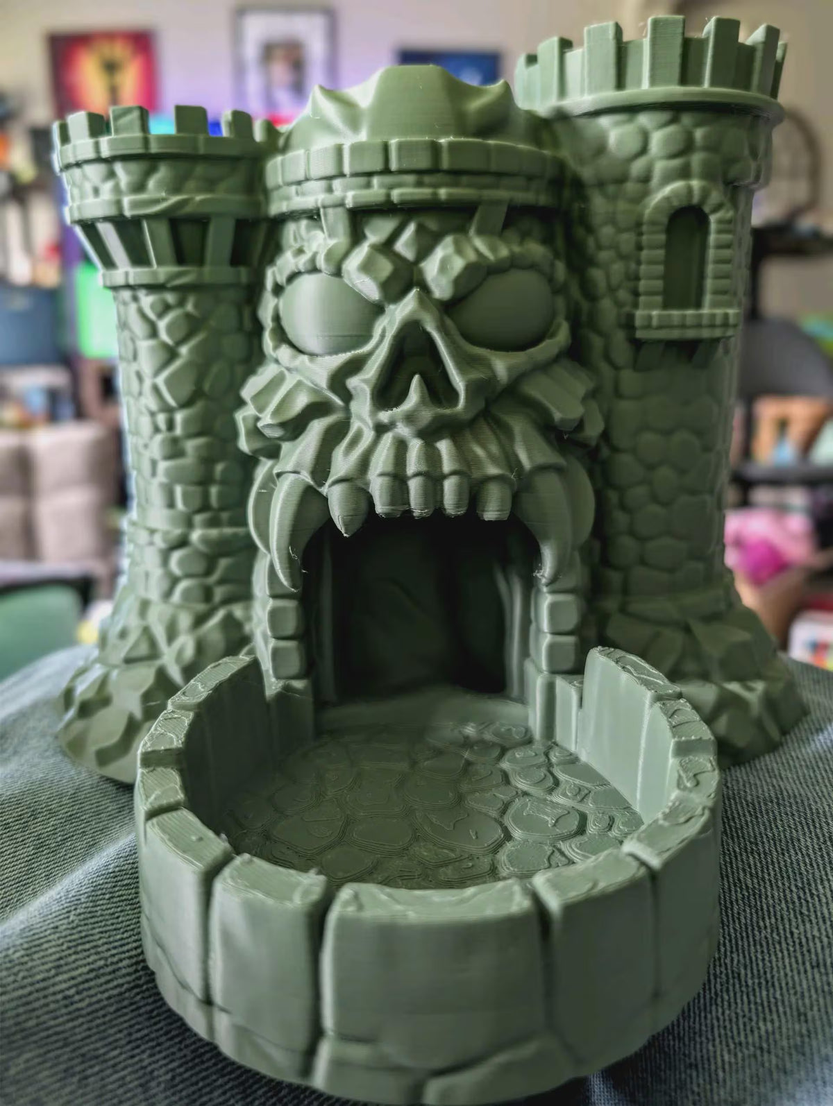 Skull Fortress Dice Tower - DnD Tabletop RPG Dice Roller